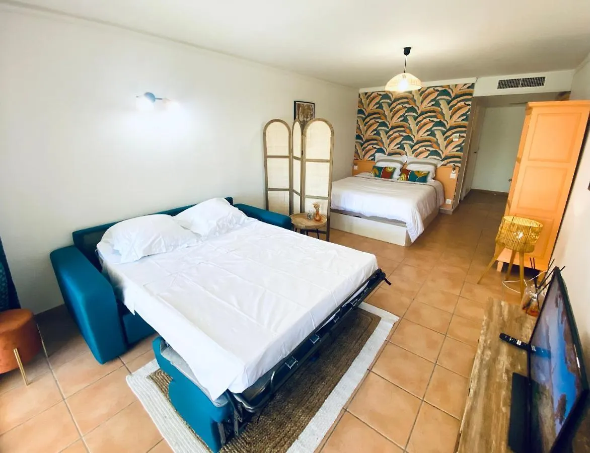 Gwadablue - Grand Studio Village Vacances Sainte-Anne